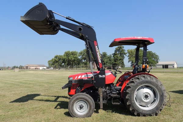 Traction Action Series (30-240 HP) Photo