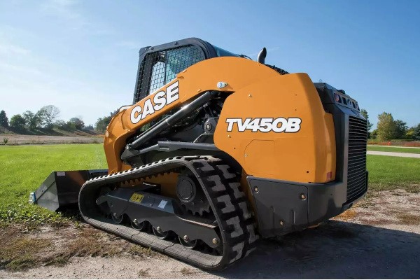 Compact Track Loaders Photo