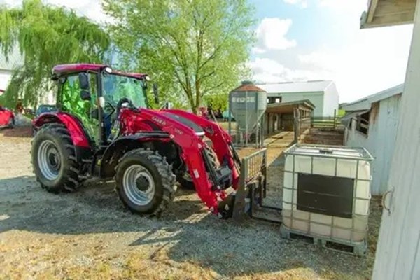 Farmall Medium Utility A Series Photo