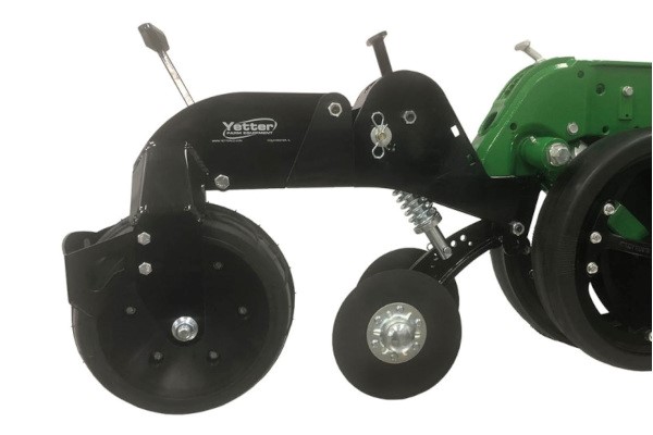 6200 Furrow Max Closing System Photo