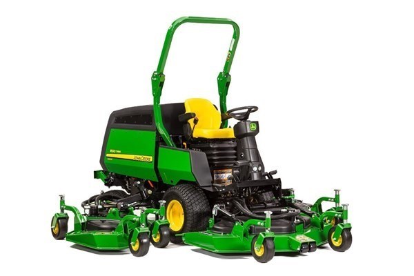 Front and Wide-Area Mowers Photo