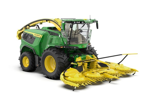 F8 500 Self-Propelled Forage Harvester Photo