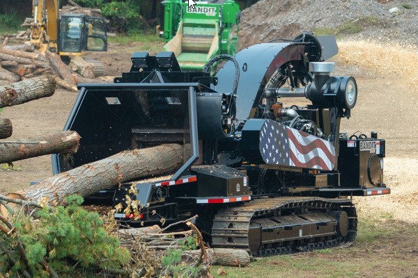 2590 TRACK DRUM STYLE WHOLE TREE CHIPPER 2590 TRACK DRUM STYLE WHOLE TREE CHIPPER