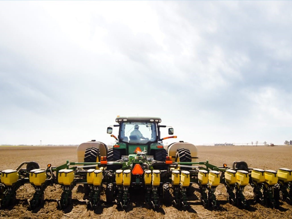 DR12 Twin Row Planter Photo