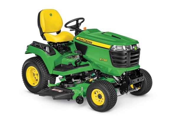 X730 Signature Series Lawn Tractor Photo