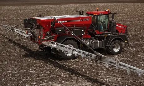 Titan 4540 Floater Photo