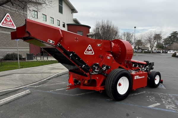 870 High Capacity PTO Nut Harvester Photo