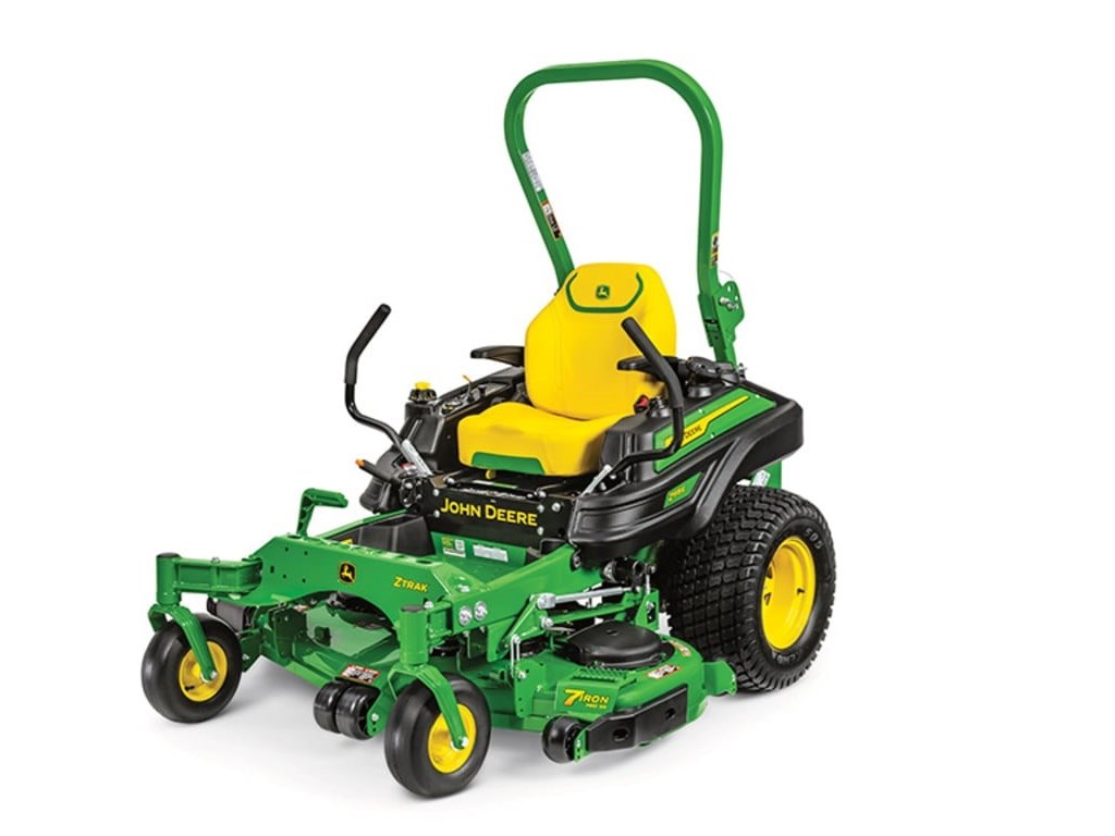 Z915E ZTrak™ Zero-Turn Mower Photo