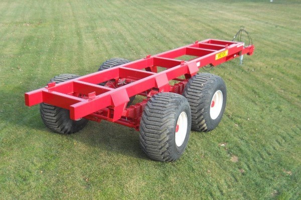 XTSS2700+ Tandem Trailer / Suspension-Steer Axle - 27 Ton Photo