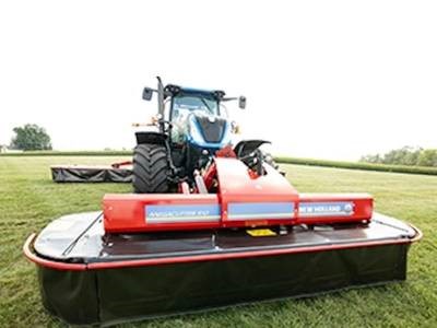 MegaCutter™ Disc Mower-Conditioner 512 Front Mounted Photo