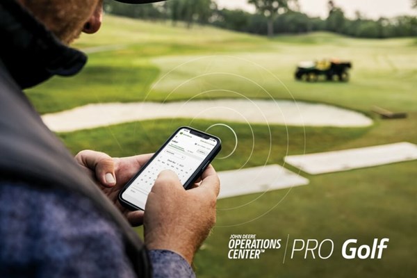 John Deere Operations Center&trade; PRO Golf Photo