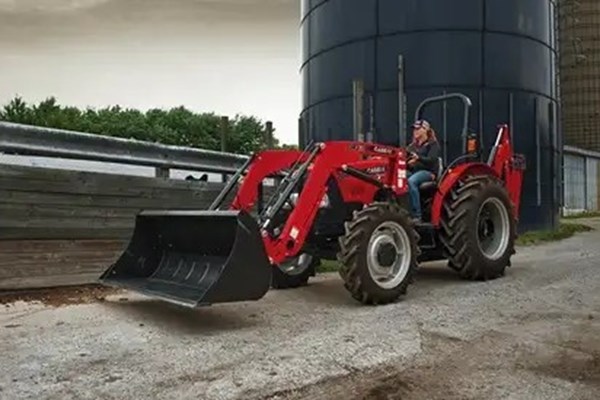 Farmall Utility 70A Photo