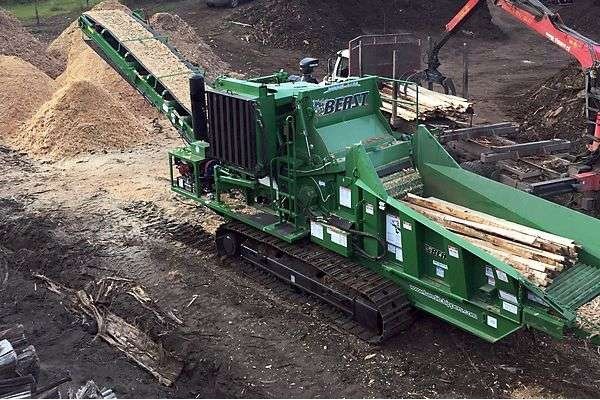 2680XP TRACK HORIZONTAL GRINDER 2680XP TRACK HORIZONTAL GRINDER