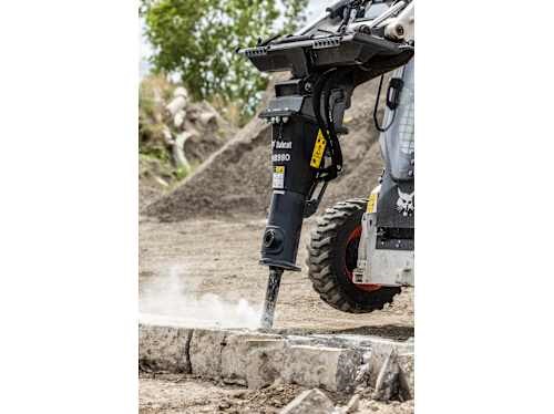 Hydraulic Breaker with Nail Point - HB680