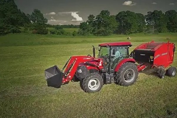 RB456A Standard Round Baler Photo