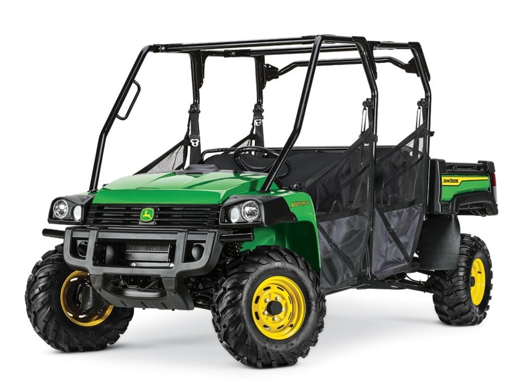 XUV855M S4 Crossover Utility Vehicle Photo