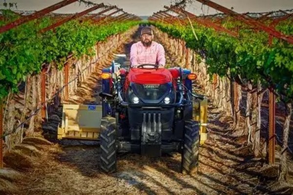 Farmall 90N Photo