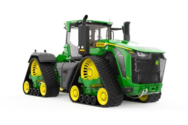 9RX 710 Scraper Special Tractor Photo