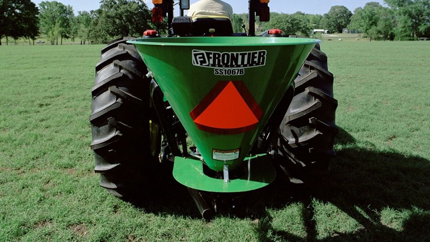 SS10B Series  Broadcast Spreaders Model Photo