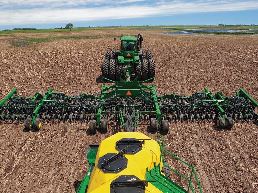 N536 No-Till Air Drill Photo