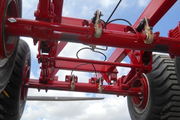 XTS2200+ Tandem Trailer / Suspension Axles - 24 Ton Photo