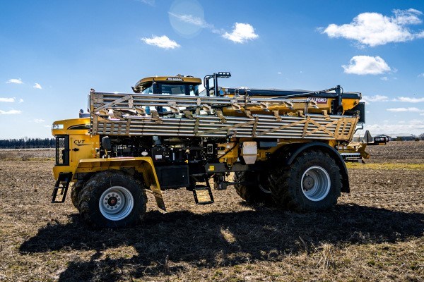 AB300AF Applicator for Agco Floaters Photo