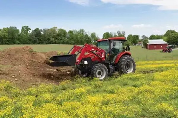 L575 for Farmall Medium Utility A Photo