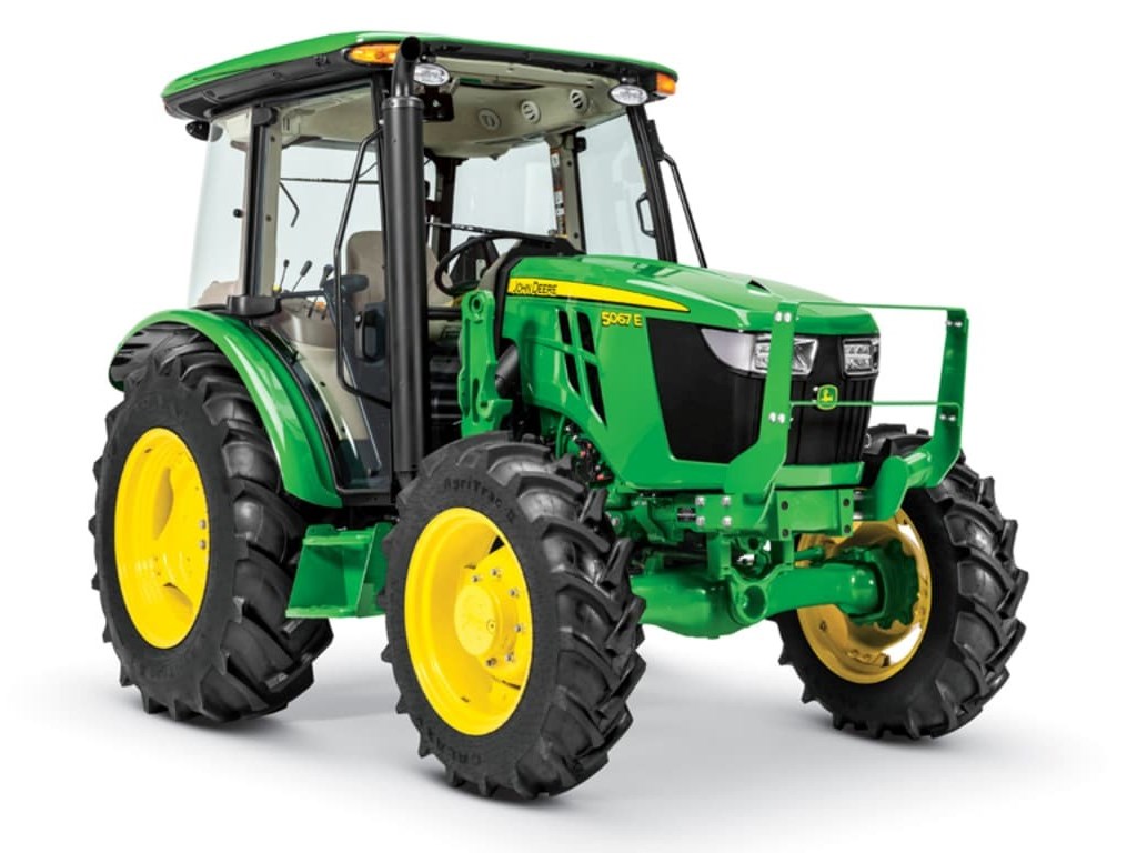 5067E Utility Tractor Photo