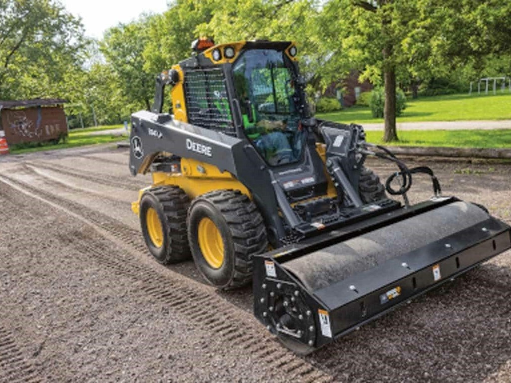 VR66C Vibratory Roller Compact Equipment Attachments Photo