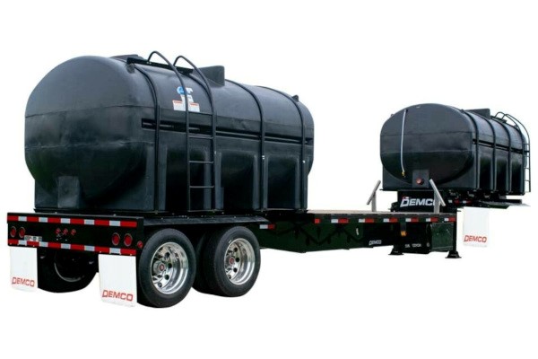 48' Liquid Tender Trailer - Tandem Axle Photo