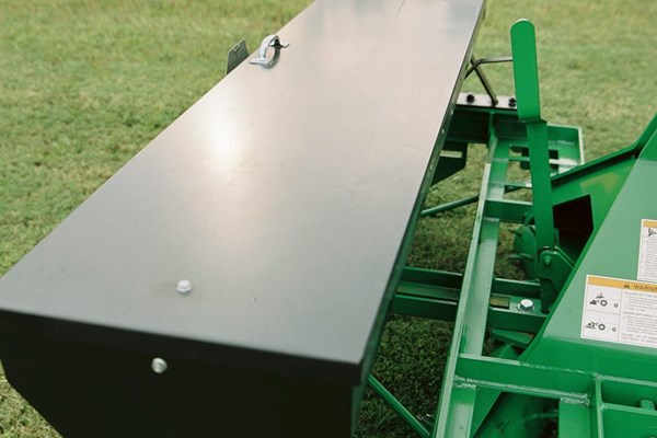TR20 Series Overseeders Photo