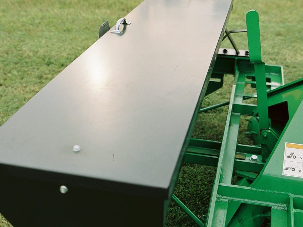 TR20 Series Overseeders Photo