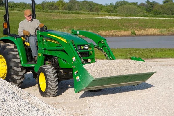 AY11 Series 4-in-1 Buckets Photo