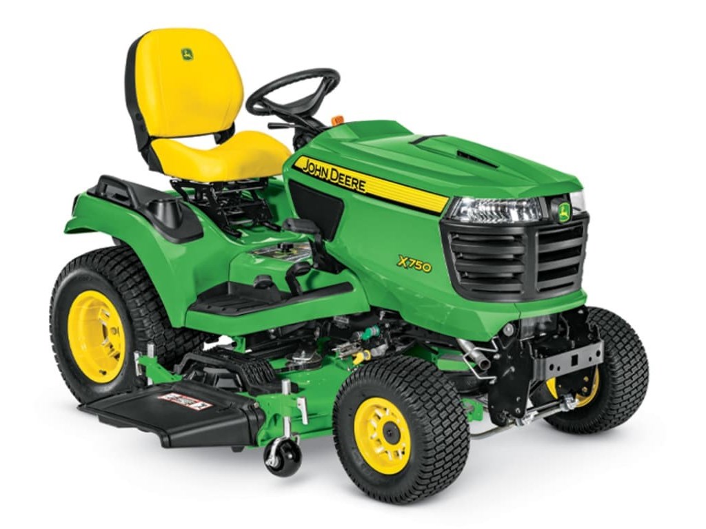 X750 Signature Series Lawn Tractor Photo