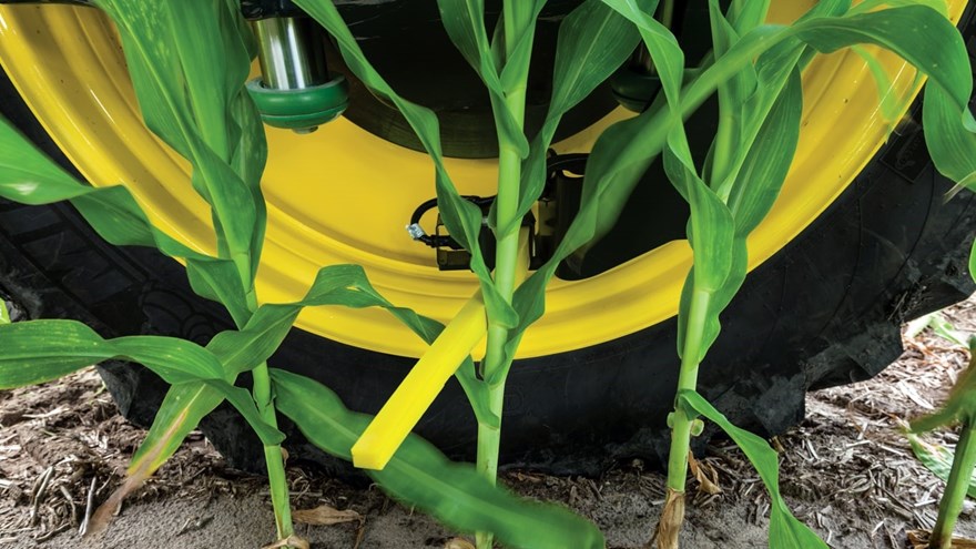 AutoTrac™ RowSense™ - Sprayer  AutoTrac™ RowSense™ - Sprayer Model Photo