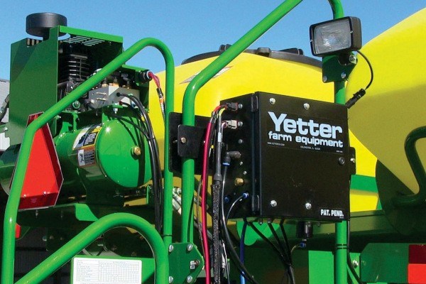 2940 Air Adjust™ Pneumatic Controller Kit and Compressor Kit Photo