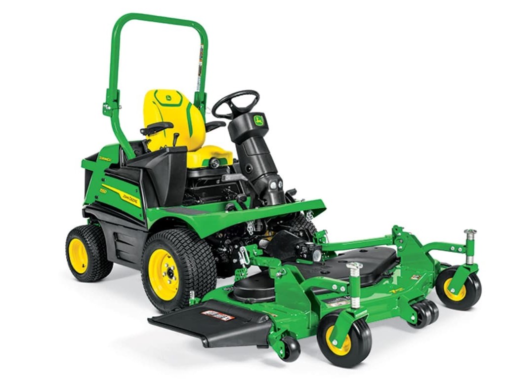 1550 TerrainCut™ Front Mower Photo