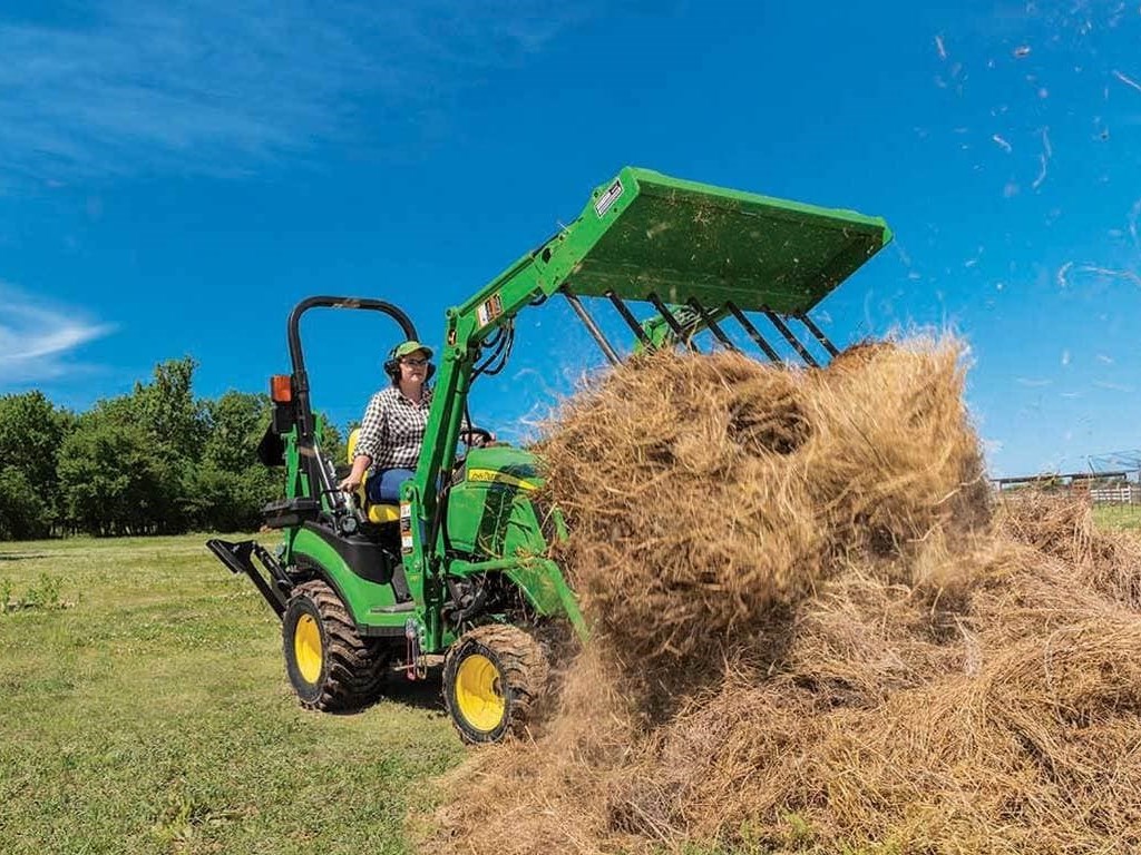 AM20 Series Manure Fork Photo