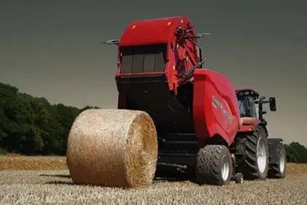 RB466 HD Pro Round Baler Photo