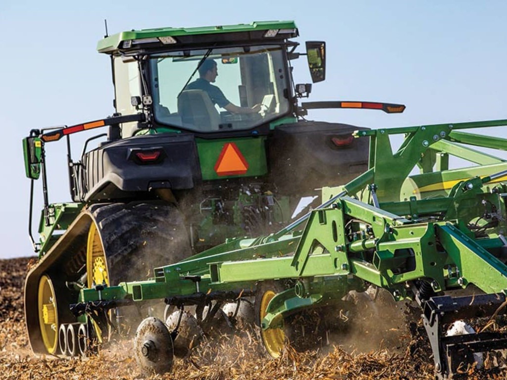 9RT 590 Tractor Photo