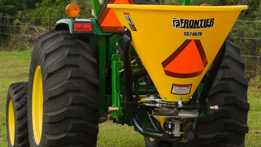 SS20B Series  Broadcast Spreaders Model Photo