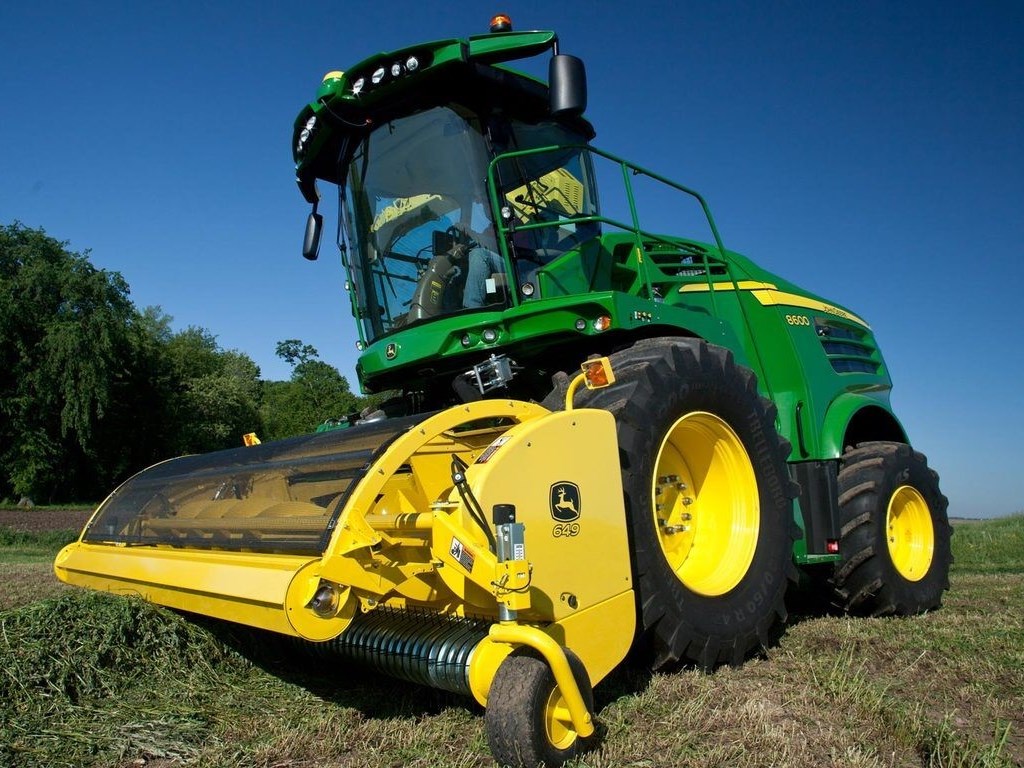 649 Hay Pickup Photo