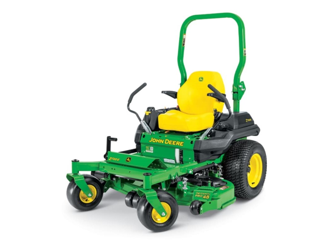 Z720E ZTrak™ Zero Turn Mower Photo