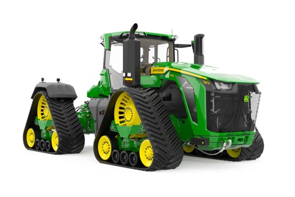 9RX 830 Tractor Photo