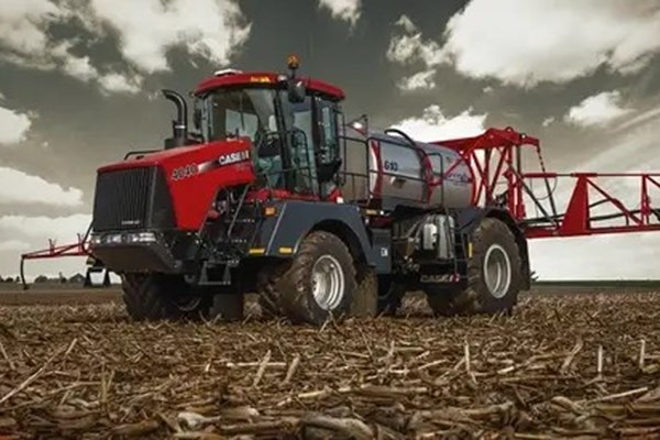 Titan 4040 Floater Photo