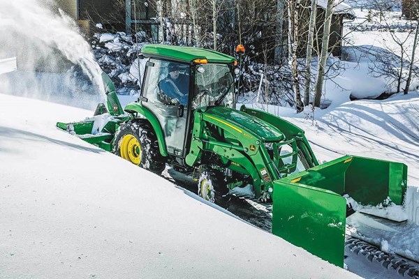 320R Loader Photo