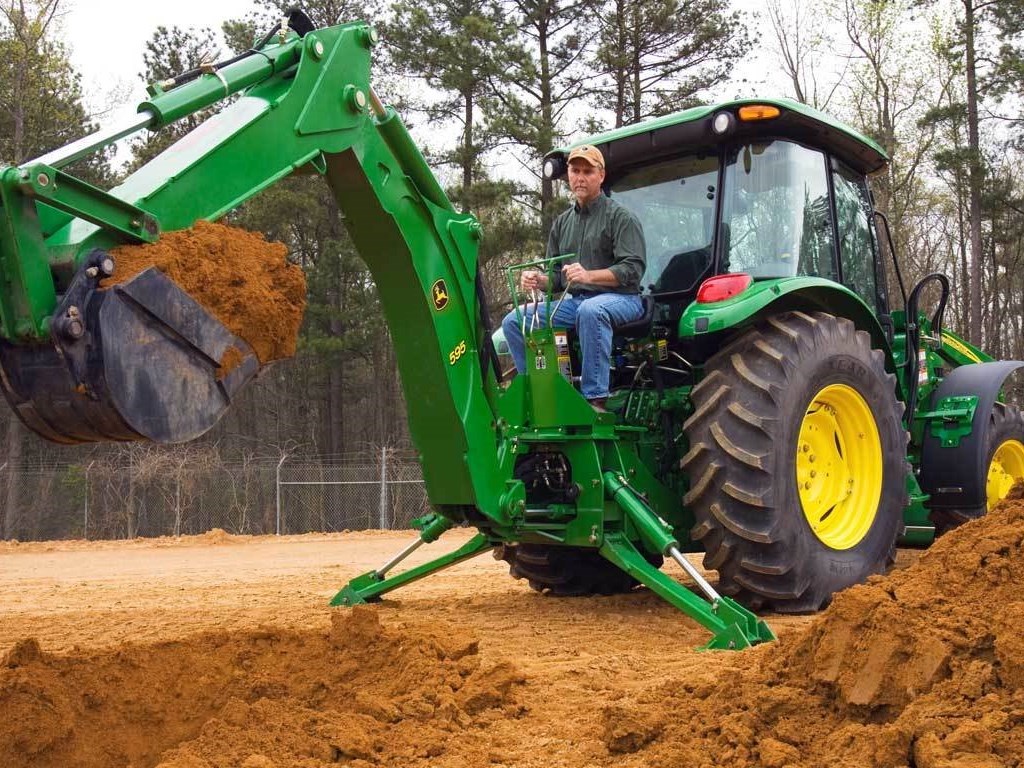 595 Backhoe Photo