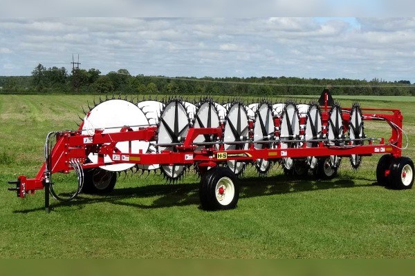 HC7116 16-Wheel Hi-Capacity Rake Photo